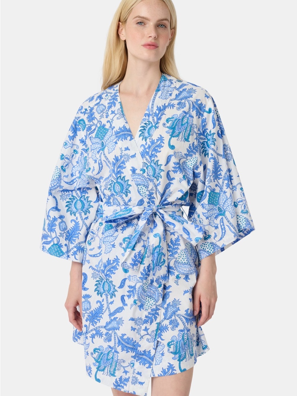 Roller Rabbit Amanda Kimono Blue and White Floral Kimono Robe